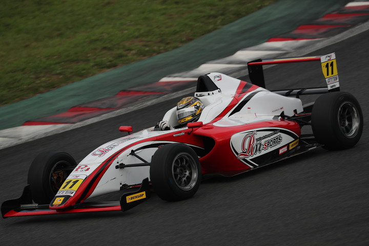 インディペンデントカップ優勝は植田正幸（Rn-sports制動屋F110）