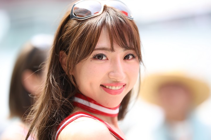 ピットウォーク: レースクイーン