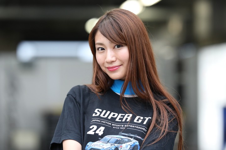 ピットウォーク: レースクイーン