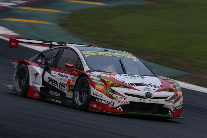 決勝レース: 平手晃平（TOYOTA PRIUS apr GT）
