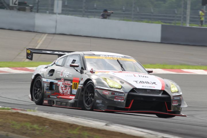 GT300クラス予選3位の星野一樹／吉田広樹組（GAINER TANAX triple a GT-R）
