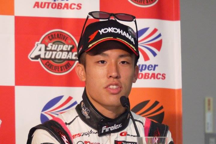 予選記者会見: GT300クラスポールポジションの坪井翔（つちやエンジニアリング）