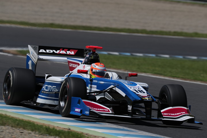 フリー走行1回目: 久々参戦の中山雄一（KCMG Elyse SF14）は18位