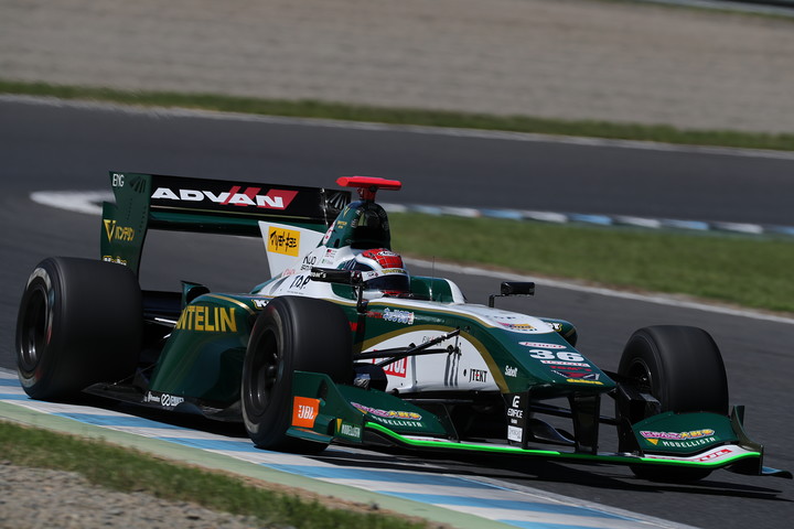 フリー走行1回目: 久々参戦のジョアオ・パオロ・デ・オリベイラ（VANTELIN KOWA TOM’S SF14）は14位