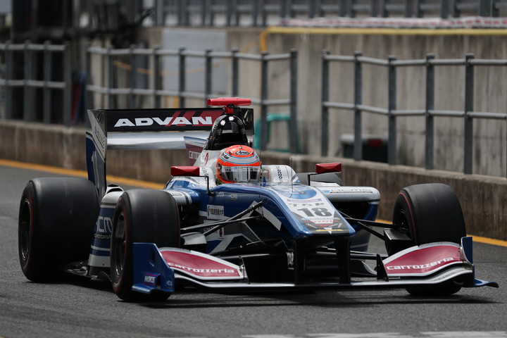 フリー走行2回目: トップタイムは中山雄一（KCMG Elyse SF14）