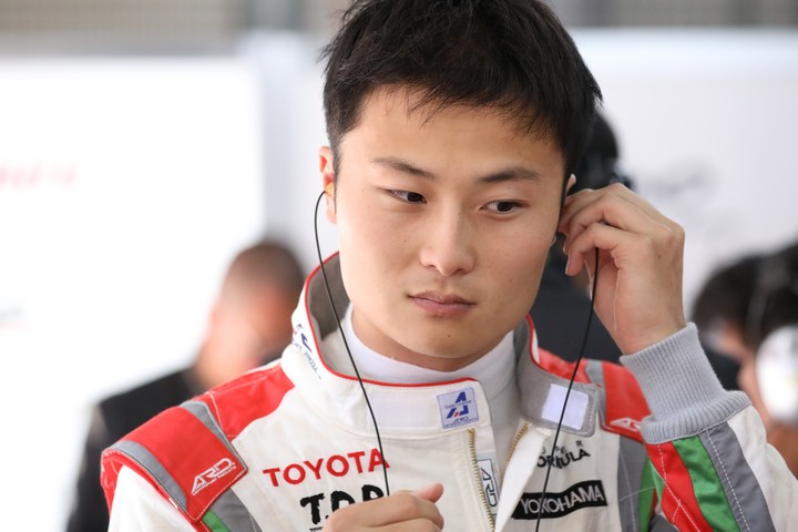 占有走行: 山下健太（KONDO RACING）