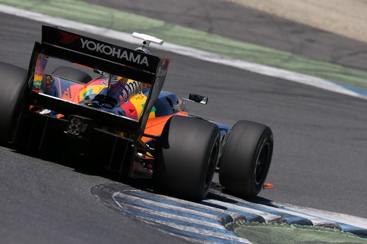 フリー走行1回目: 国本雄資（JMS P.MU/CERUMO・INGING SF14）