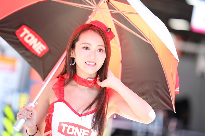 ピットウォーク: レースクイーン