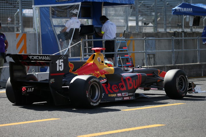 公式予選: 福住仁嶺（TEAM MUGEN SF14）