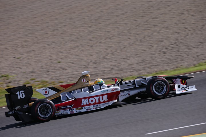 公式予選: 山本尚貴（TEAM MUGEN SF14）