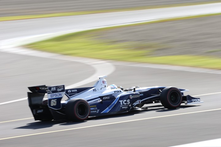 公式予選: 伊沢拓也（TCS NAKAJIMA RACING SF14）