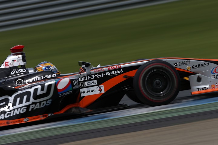 フリー走行2回目: 石浦宏明（JMS P.MU/CERUMO・INGING SF14） 