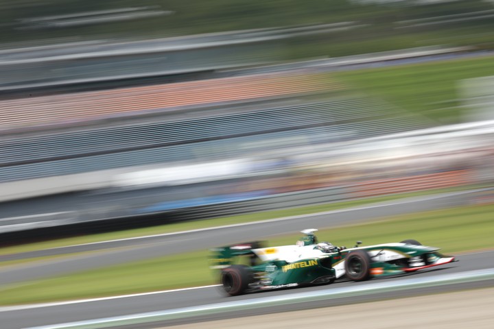 フリー走行2回目: ジェームス・ロシター（VANTELIN KOWA TOM’S SF14）