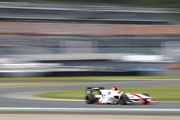 フリー走行2回目: 関口雄飛（ITOCHU ENEX TEAM IMPUL SF14）