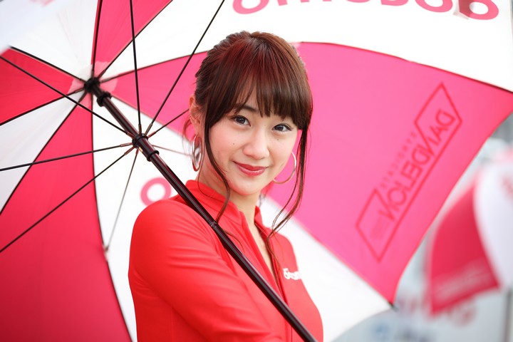 ピットウォーク: レースクイーン