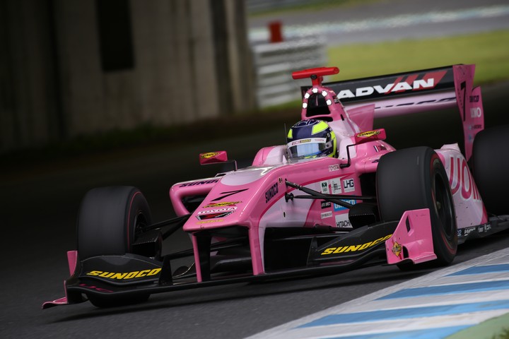 決勝レース: トム・ディルマン（UOMO SUNOCO SF14）