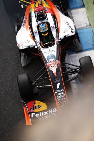 決勝レース: 石浦宏明（JMS P.MU/CERUMO・INGING SF14）