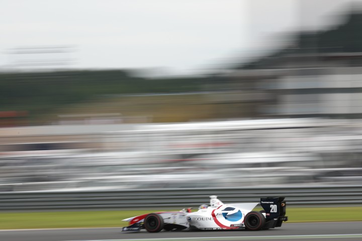 決勝レース: 平川亮（ITOCHU ENEX TEAM IMPUL SF14）