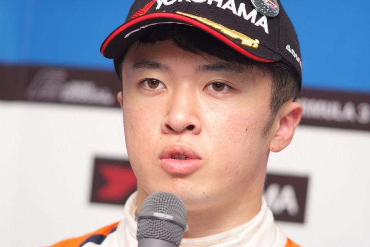 決勝記者会見: 3位の宮田莉朋（カローラ中京Kuo TEAM TOM'S）