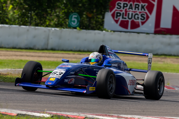 決勝3位は川合孝汰（DENSOルボ一セF4）