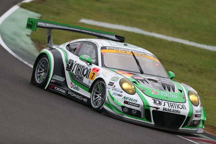 公式練習: 藤井誠暢（D'station Porsche）