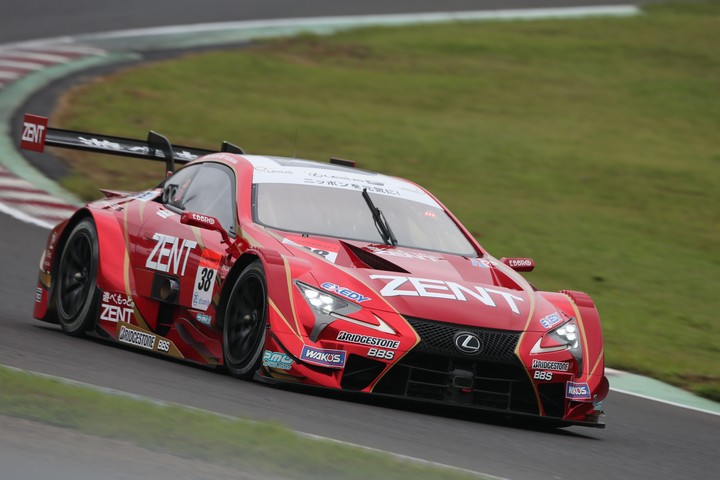 公式練習: 立川祐路（ZENT CERUMO LC500）