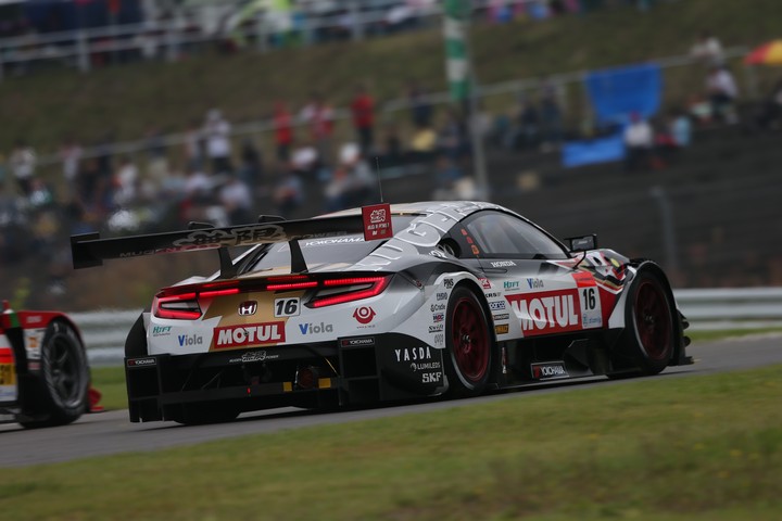 公式練習: 武藤英紀／中嶋大祐組（MOTUL MUGEN NSX-GT）