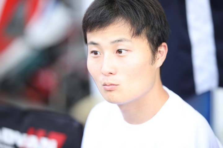 GTキッズウォーク: 山下健太（LEXUS TEAM WedsSport BANDOH）