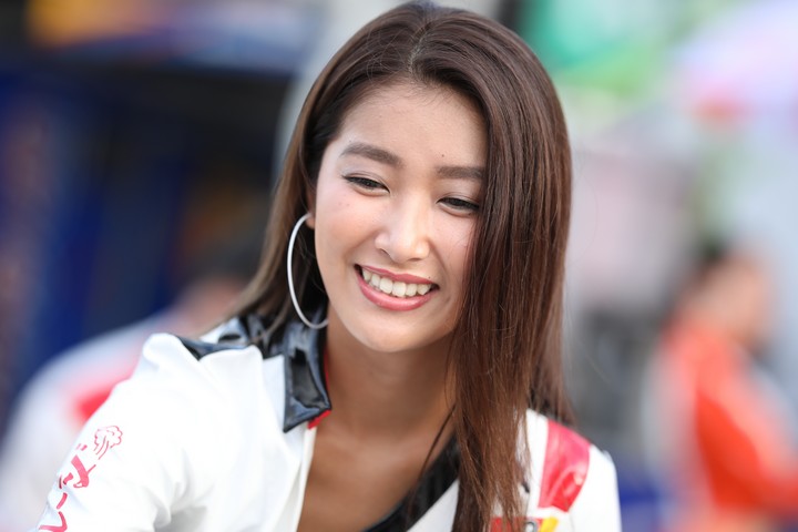 GTキッズウォーク: レースクイーン