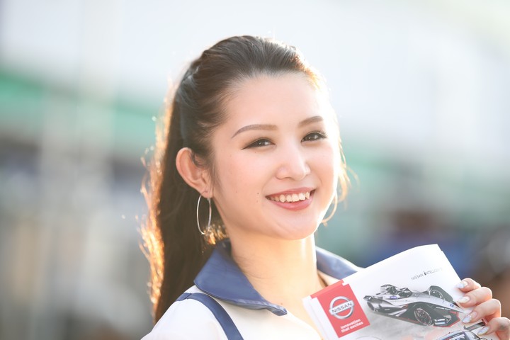 GTキッズウォーク: レースクイーン