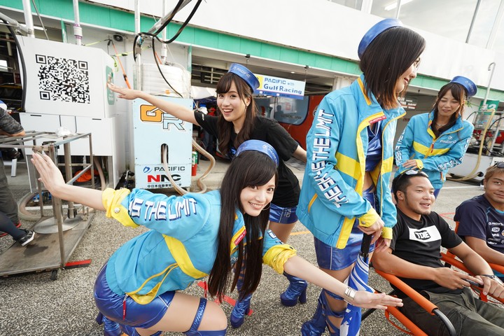 GTキッズウォーク: レースクイーン