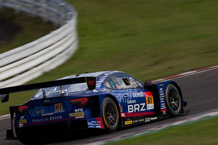 GT300クラスポールポジションの井口卓人／山内英輝組（SUBARU BRZ R&D SPORT）