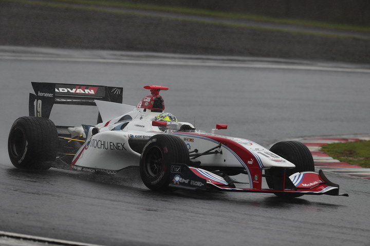 フリー走行2回目: トップタイムは関口雄飛（ITOCHU ENEX TEAM IMPUL SF14）