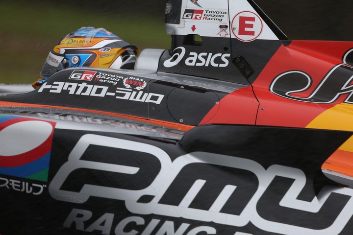 フリー走行1回目: 石浦宏明（JMS P.MU/CERUMO・INGING SF14）