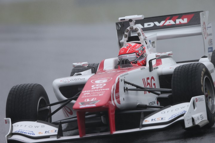 フリー走行1回目: 松下信治（DOCOMO DANDELION M6Y SF14）