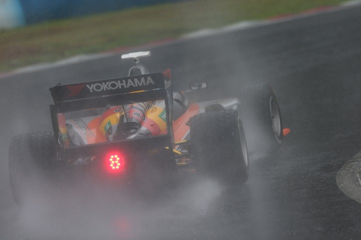 フリー走行1回目: 国本雄資（JMS P.MU/CERUMO・INGING SF14）