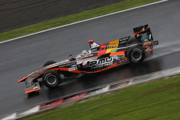 フリー走行1回目: 石浦宏明（JMS P.MU/CERUMO・INGING SF14）