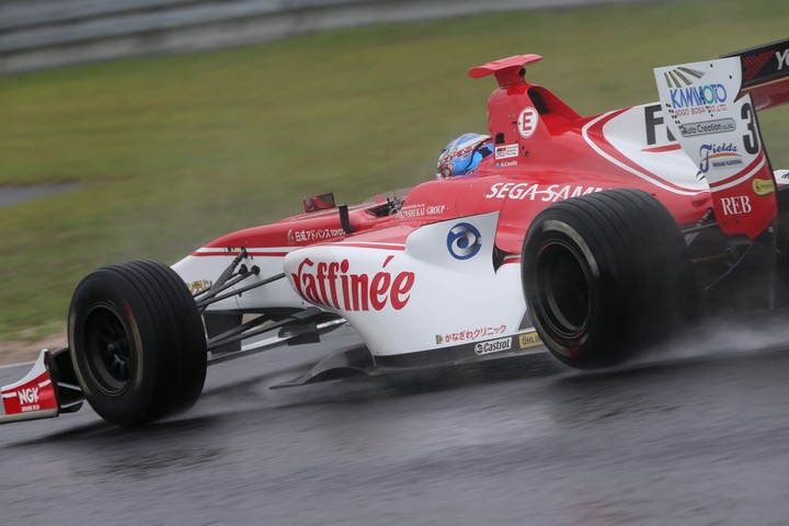 フリー走行1回目: ニック・キャシディ（ORIENTALBIO KONDO SF14）