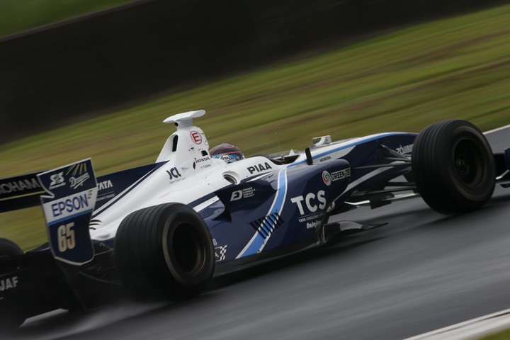 フリー走行1回目: 伊沢拓也（TCS NAKAJIMA RACING SF14）