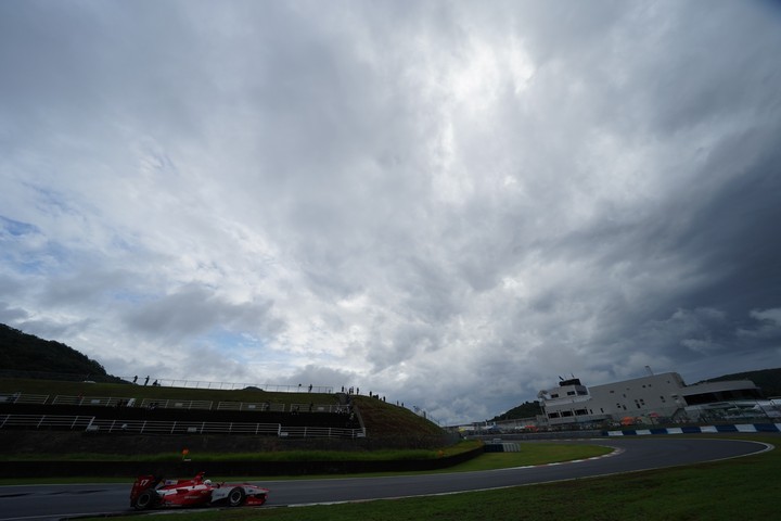 公式予選: 塚越広大（REAL SF14）