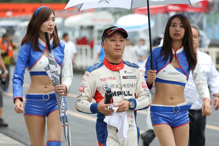 公式予選: ポールポジションを獲得した関口雄飛（ITOCHU ENEX TEAM IMPUL）