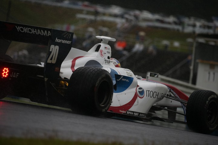 決勝レース: 平川亮（ITOCHU ENEX TEAM IMPUL SF14）