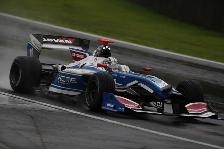 決勝2位は小林可夢偉（KCMG Elyse SF14）