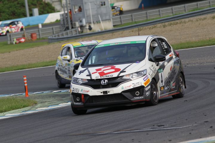 ST-5クラス優勝は見並秀文／太田侑弥／相原誠司郎組（THE BRIDE FIT）