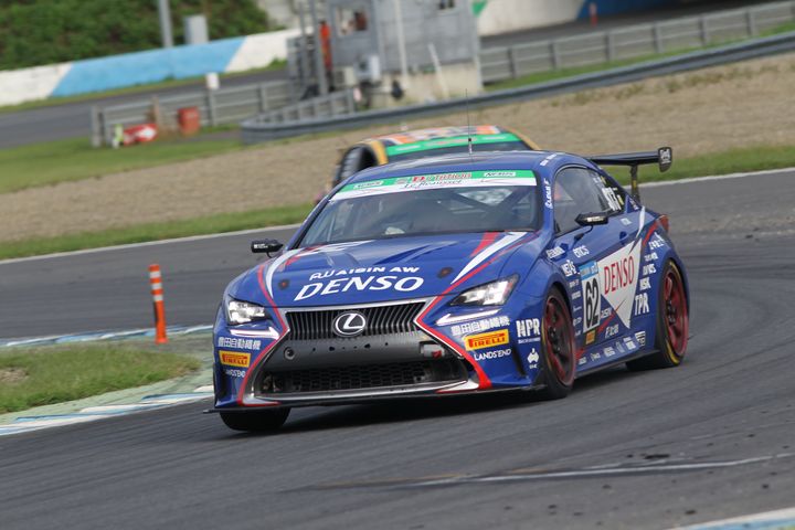 ST-3クラス優勝は嵯峨宏紀／山下健太／宮田莉朋組（DENSO Le Beausset RC350）