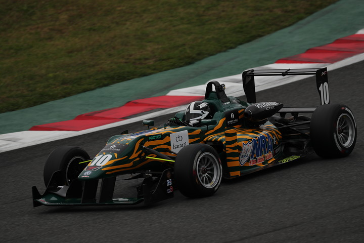 Nクラス優勝はジェイク・パーソンズ（NODAレーシング）