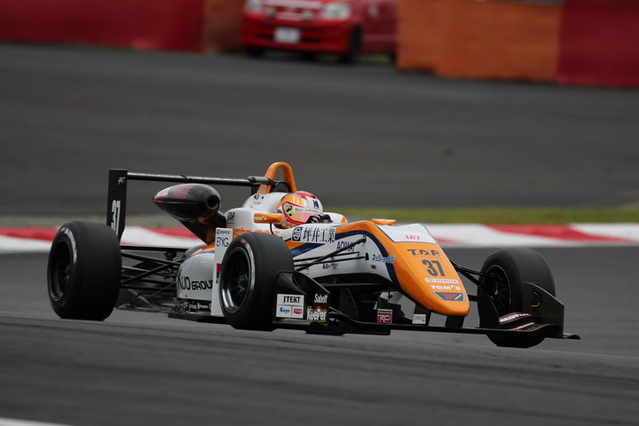 第18,19戦とも予選2位の宮田莉朋（カローラ中京Kuo TOM'S F317）