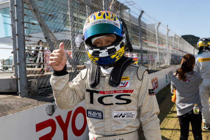 インディペンデントカップ優勝の仲尾恵史（TEAM RIGHT WAY）