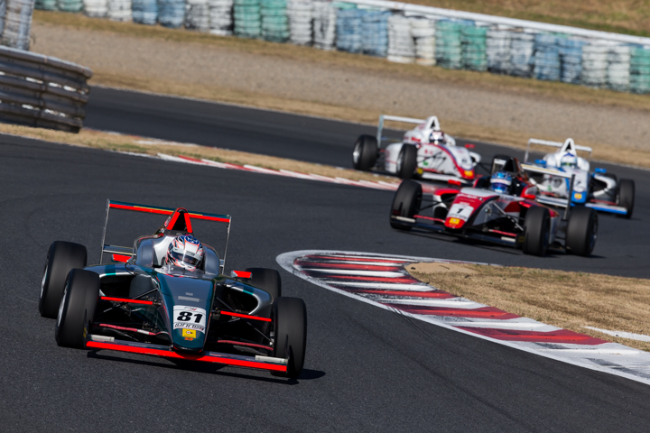 スタートでトップに立ったのは菅波冬悟（OTG DL F110）