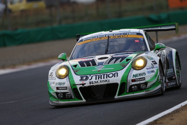 公式練習: 藤井誠暢（D'station Porsche）